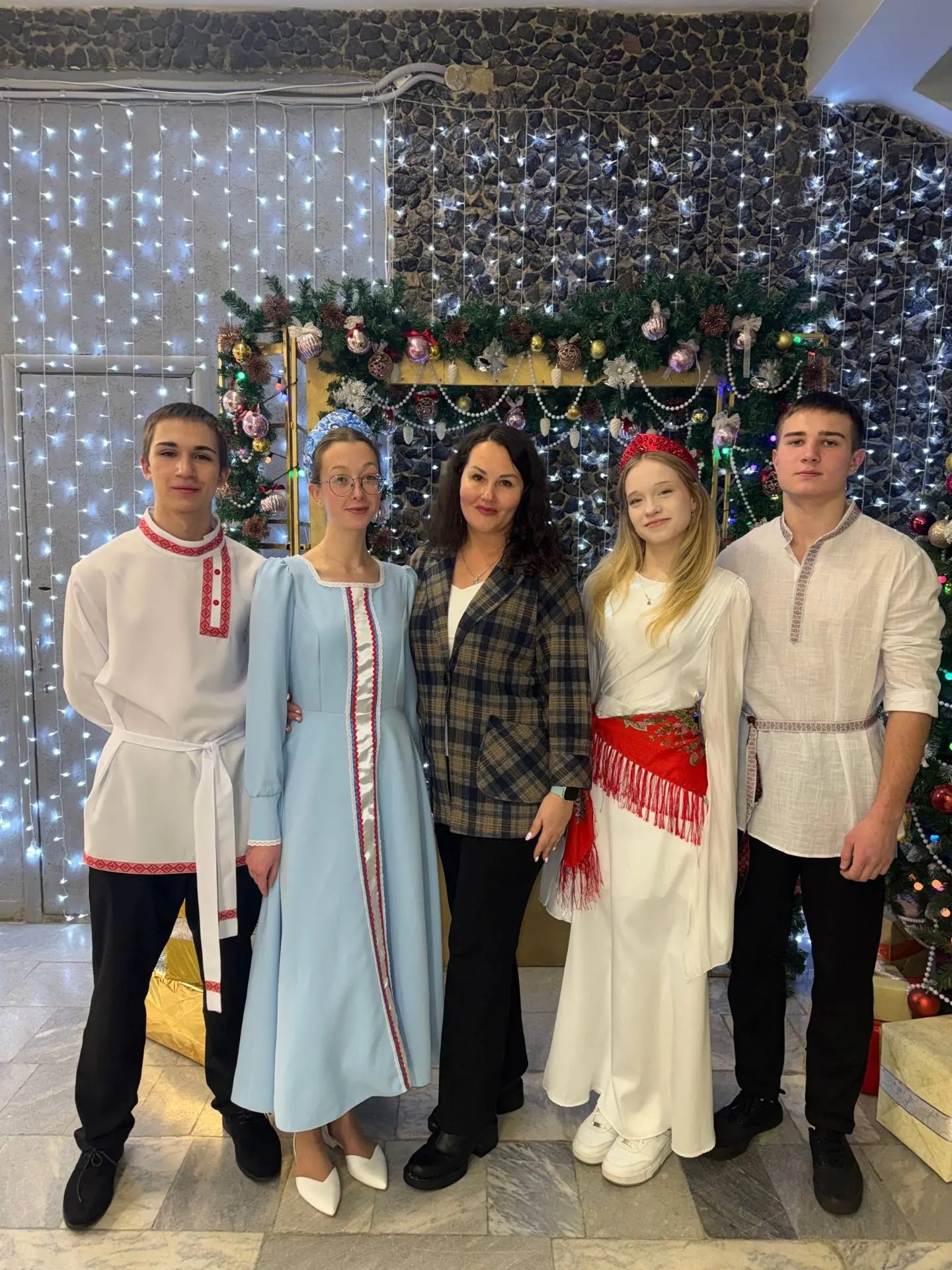 ekbxlm5j1aafaeefcstxlzyjfknew8goroce-vecbo8u1jatd5picb7hefgbwjj_p98193