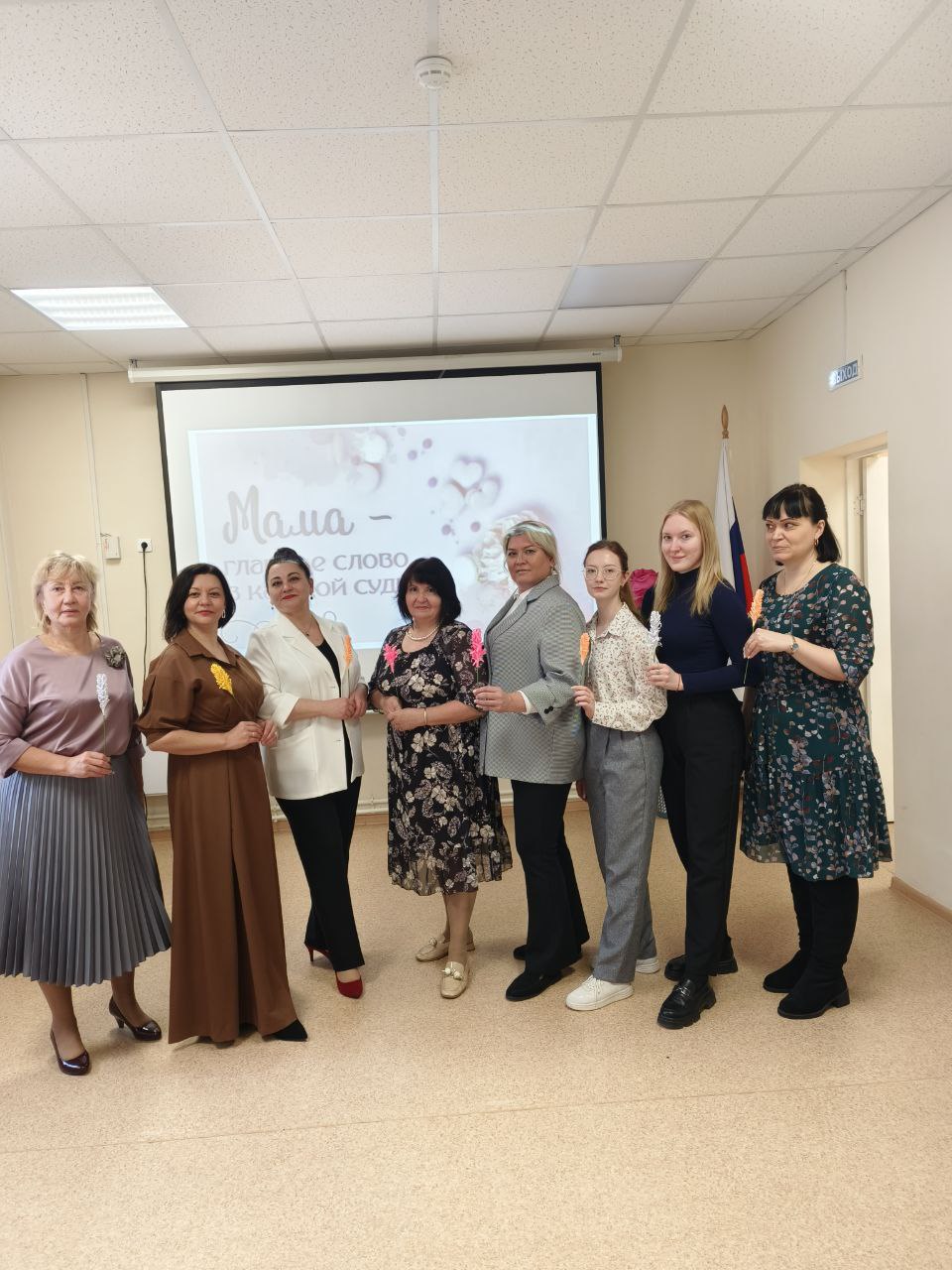 photo_5289820630045888544_y