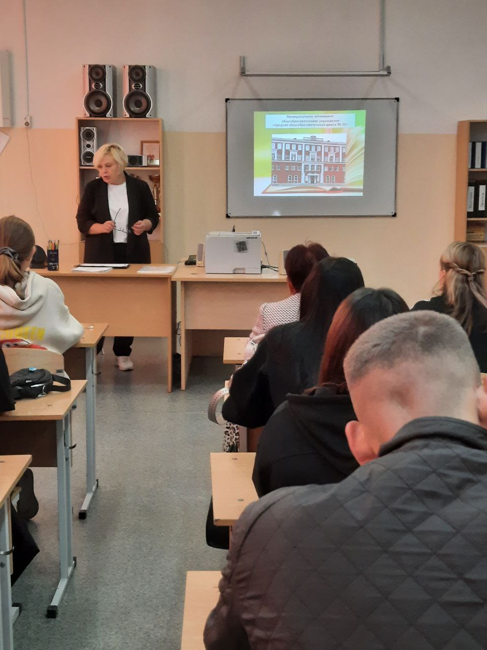 photo_5357061993783231347_y