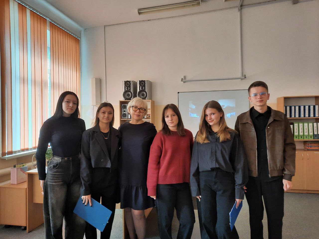 photo_5346231048335391034_y